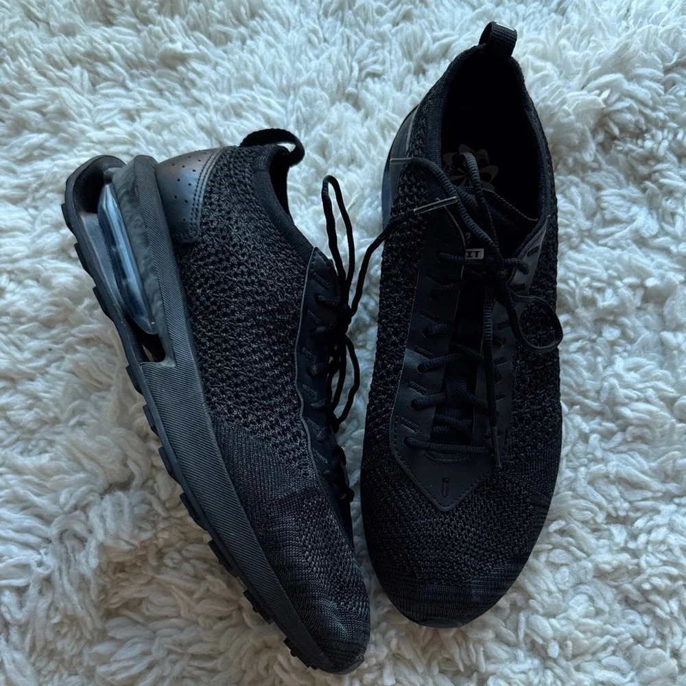 Nike‎ Air Max Fly Knit Racer